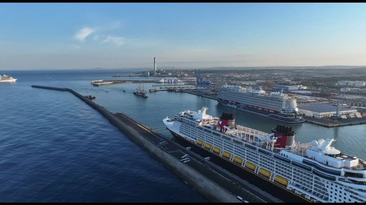 Tour Vespucci, la nave fa tappa a Civitavecchia dopo 3 anni