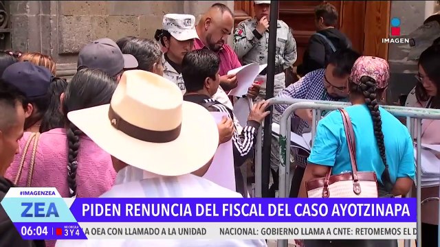 Padres de los 43 de Ayotzinapa piden la remoción de Rosendo Gómez del caso