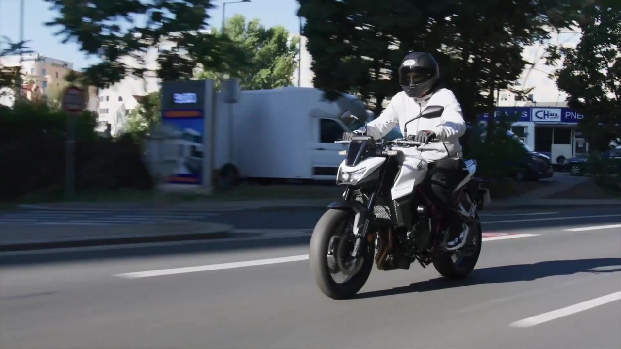 2025 Honda CB750 Hornet - Resumen modelo