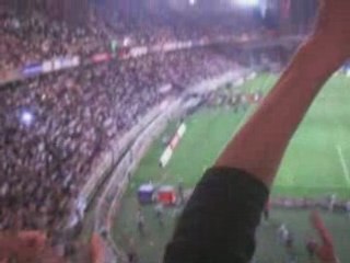 Hommage à Pauleta dans les tribunes
