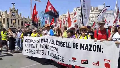Comença la manifestació de la vaga general valenciana