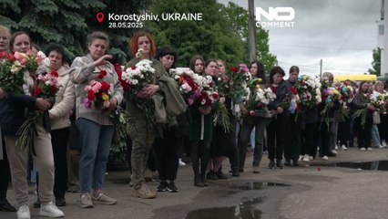 Ukrayna'da füze saldırısında hayatını kaybeden 3 kardeş toprağa verildi