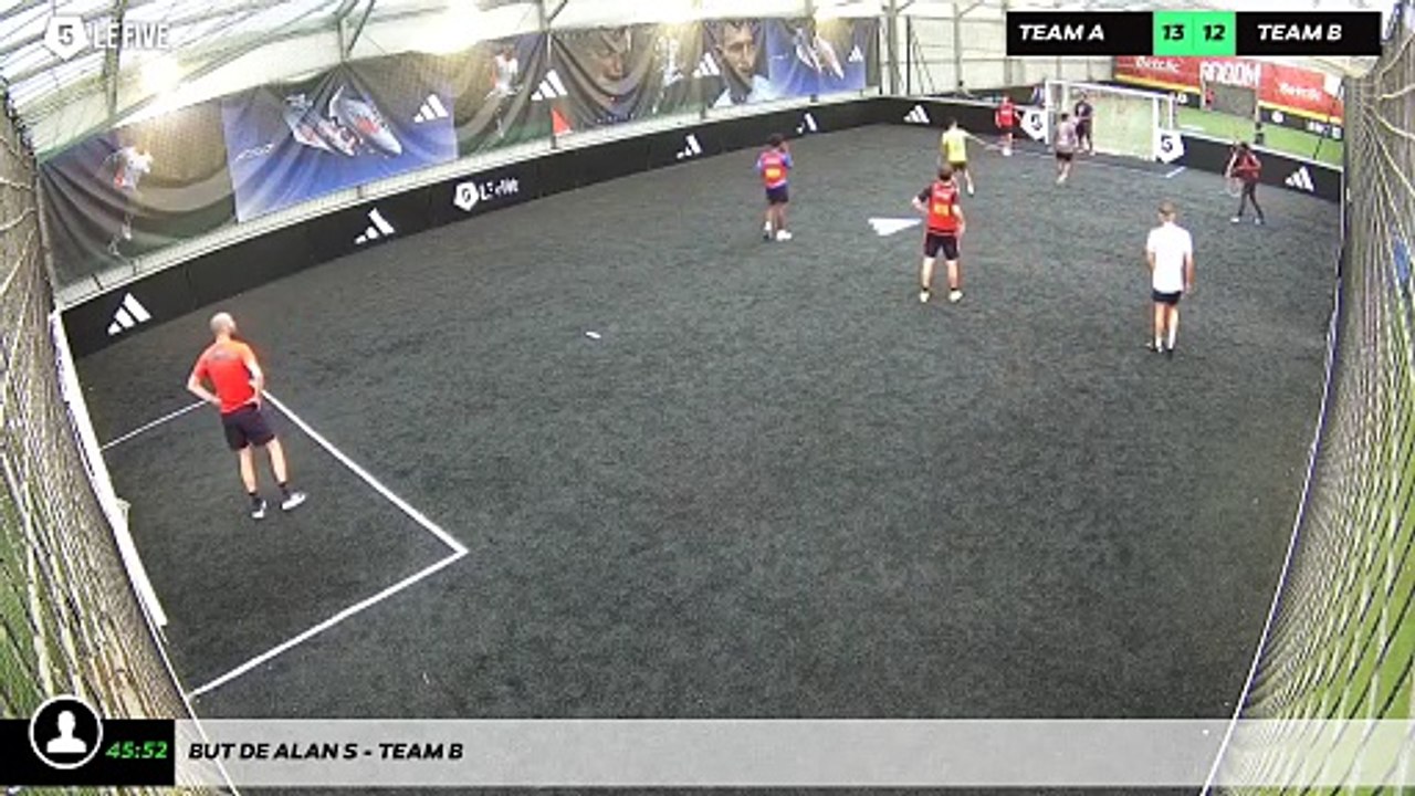 But de Alan S - Team B
