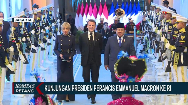Momen Presiden Macron dan Prabowo Tinjau Lab Bahasa Prancis di Akmil Magelang