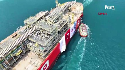 Tarihi gün! Osman Gazi gemisi İstanbul Boğazı'ndan geçti