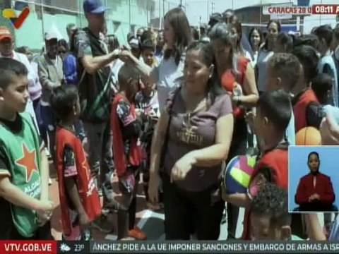 Autoridades Nacionales inauguraron cancha deportiva y módulo de atención para la salud en Caracas