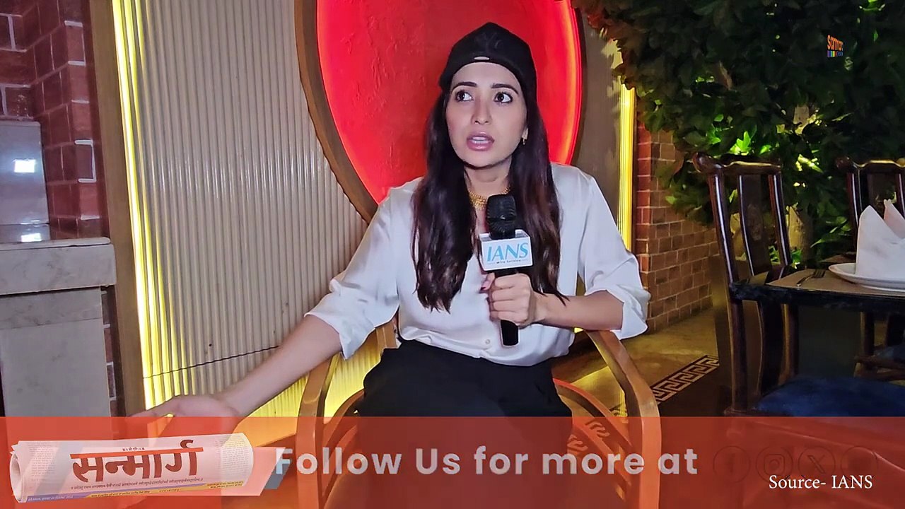 Asha Negi bold statement_ फेमस होने के लिए बोल्ड सीन करना जरूरी