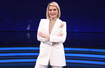 Simona Ventura contro Adinolfi, parla della figlia adottiva