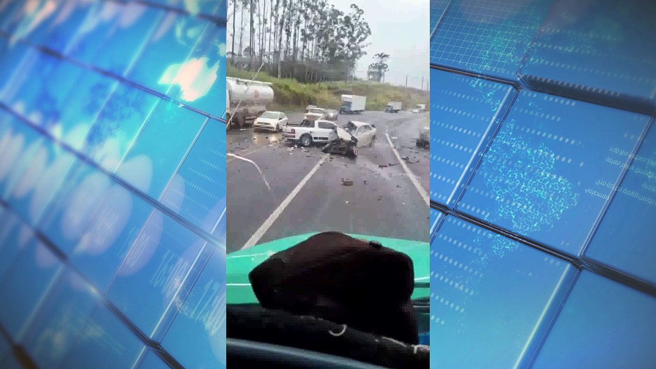 Tripla colisão na PR-444 deixa um morto e três gravemente feridos em Arapongas