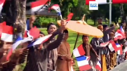 Γαλλία και Ινδονησία υπέγραψαν πολιτιστική συμφωνία - Ο Μακρόν ολοκλήρωσε την επίσκεψή του