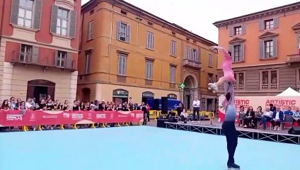 Campionati di pattinaggio: l'anteprima in centro a Reggio Emilia