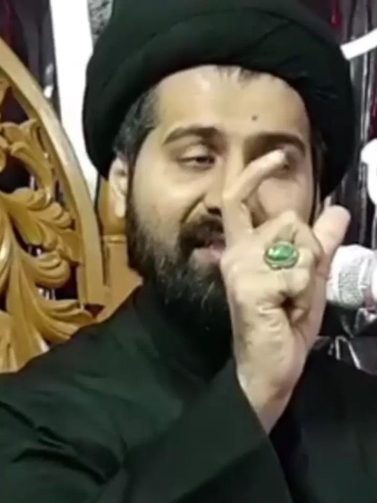 نماز کے بیچ میں آ کر اللہ کے نام پر مانگنا