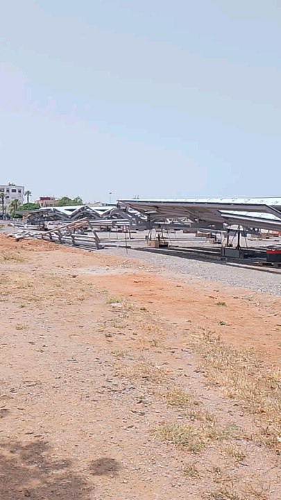 قطع معدنية لتغطية ملعب مولاي عبد الله بالرباط