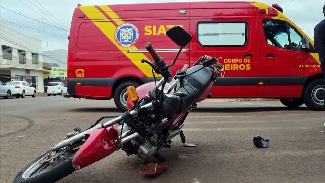 Pai e filho ficam feridos em acidente de trânsito no Bairro Neva
