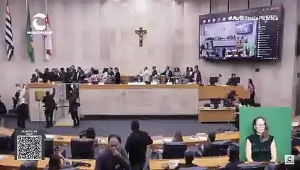 Audiência sobre mototaxistas acaba em confusão na Câmara Municipal