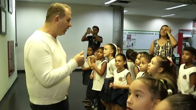 Conheça o projeto “Rolê na Prefeitura” realizado em Cubatão a ação mostra para crianças o cotidiano dos servidores