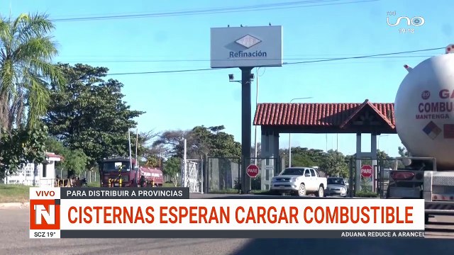 CISTERNEROS ESPERARAN DESCARGAR COMBUSTIBLE