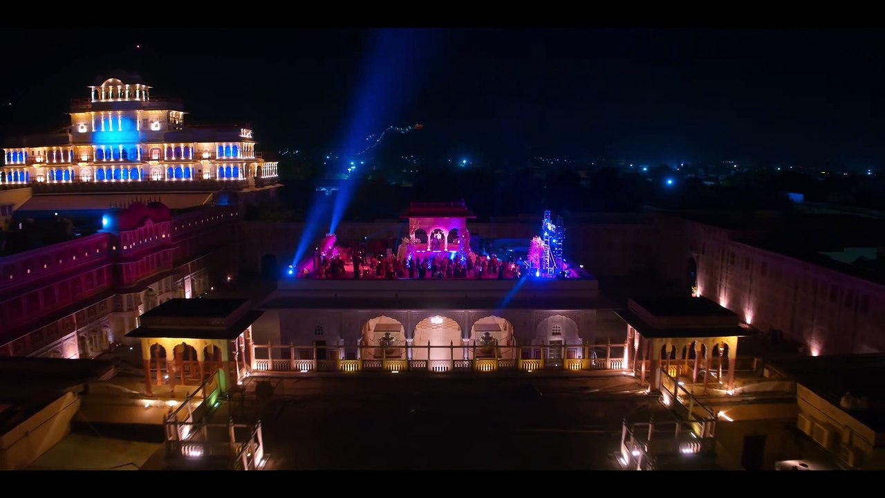 Staffel 1 | show | 2015| S1 | Official Trailer