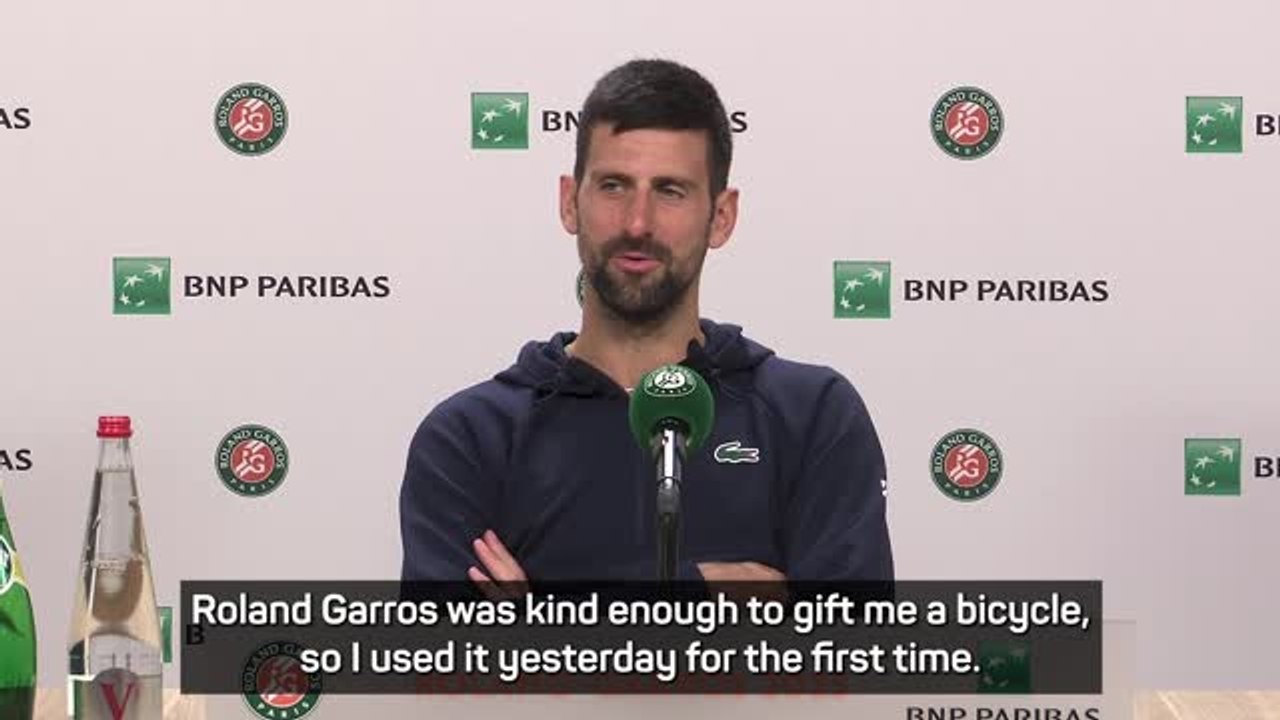 Djokovic taking bike rides around Paris for an...
