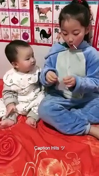 Cutest twins baby's vs dad New viral funny video 😂📸 siblings viral funny video 📸 funny twins 🤣 siblings love 😘#shorts #shortvideos #viralvideos ##viralshorts #funny #funnyvideos #comedy #kids #siblings #twins #love #care