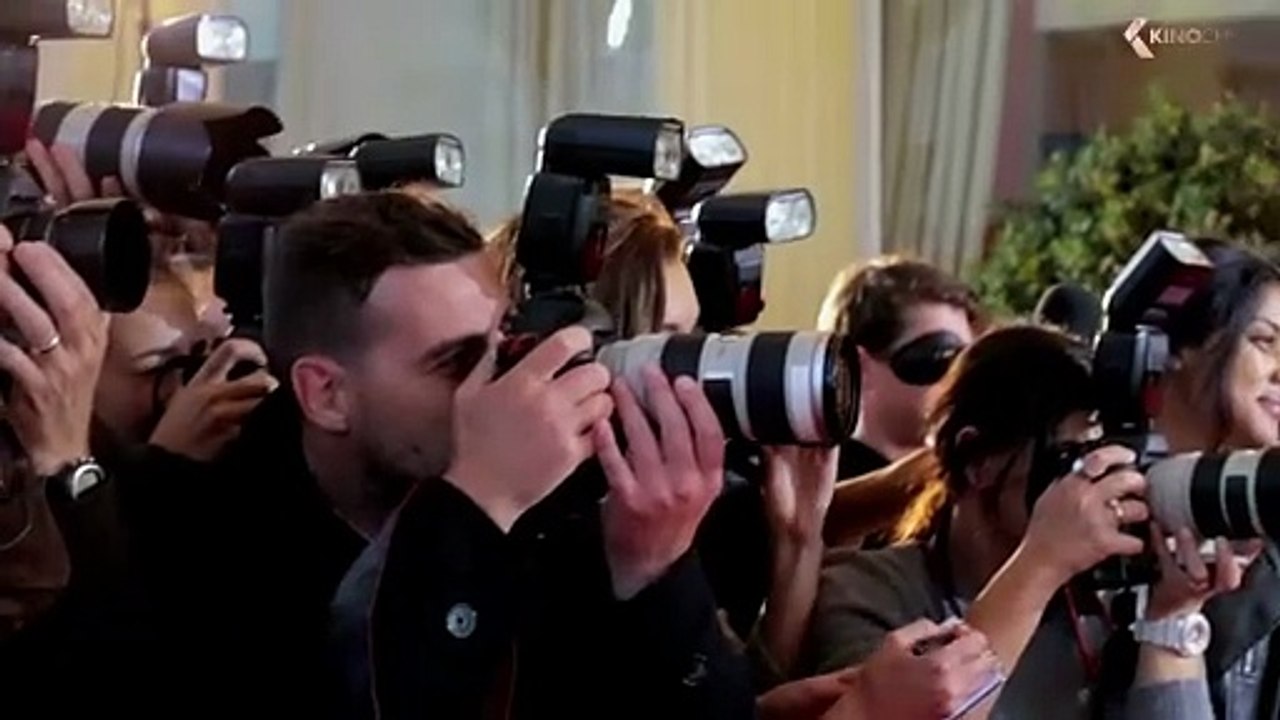 Ein Bachelor zu Weihnachten | movie | 2023 | Official Trailer