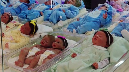 La tendenza delle bambole realistiche in Brasile scatena dibattiti