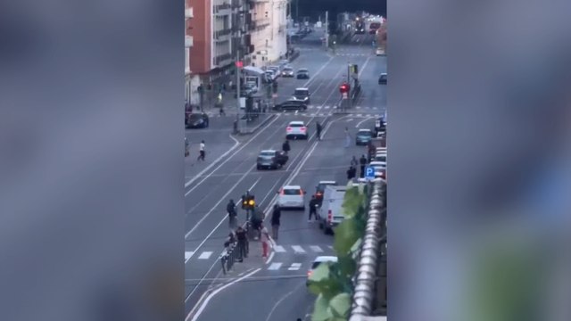 Torino, in Barriera di Milano la maxi rissa in strada e poi il tentativo di investire i rivali: «Quartiere ostaggio della criminalità»