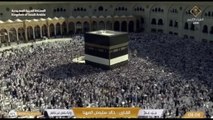 I pellegrini musulmani eseguono il rituale del Tawaf a La Mecca