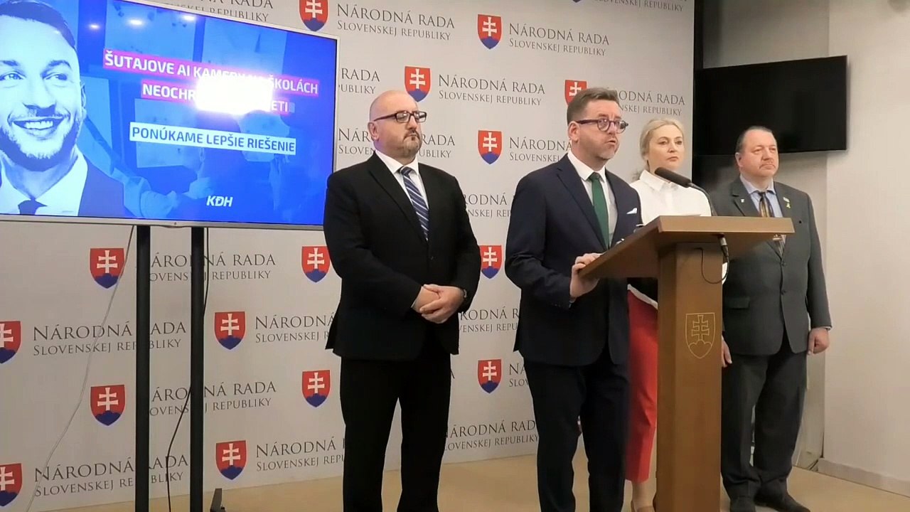 ZÁZNAM: KDH chce zabezpečiť koordinátorov bezpečnosti do škôl i zdravotníckych zariadení
