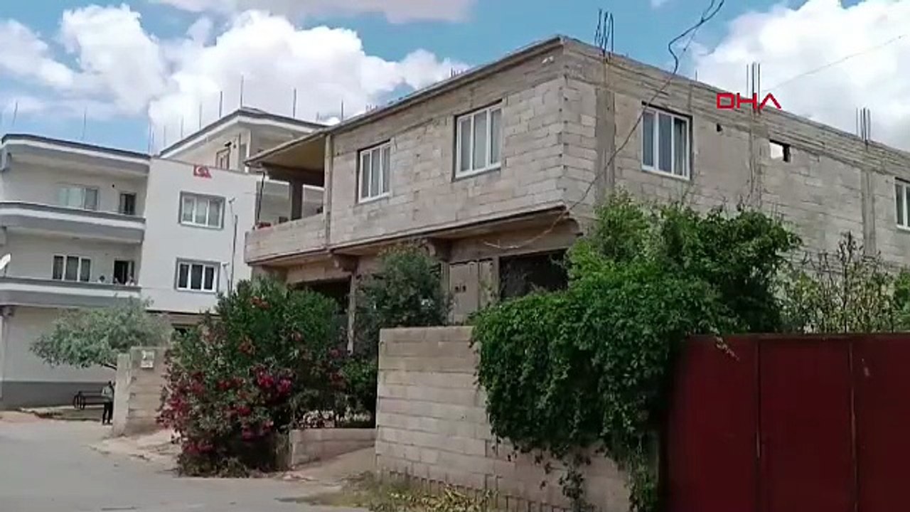 Üç çocuk annesi genç kadını evinde korkunç bir şekilde katlettiler!