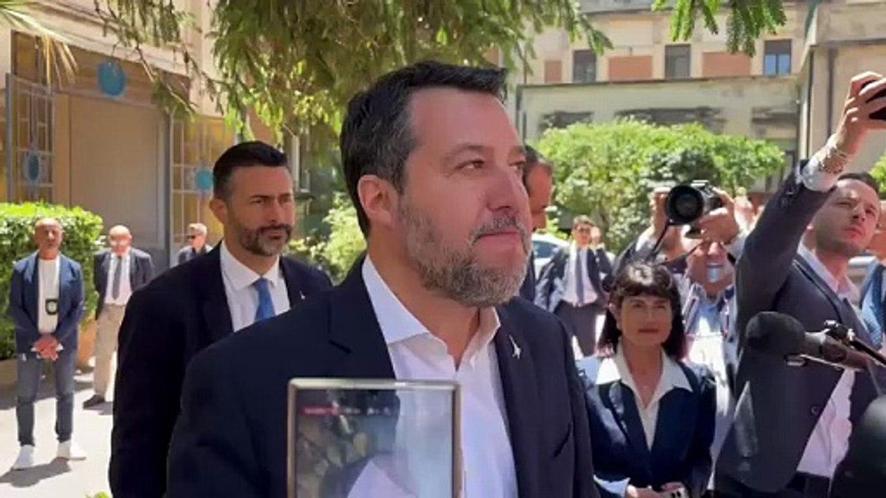 Ponte sullo Stretto, Salvini in prefettura a Messina