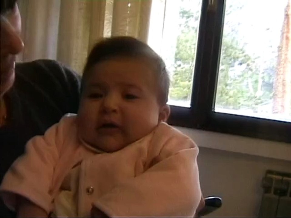 2005 1° NATALE DI LUCILLA-CAPODANNO 2006-RAIANO-PAPPA-CASA ROMA.xvid.aac