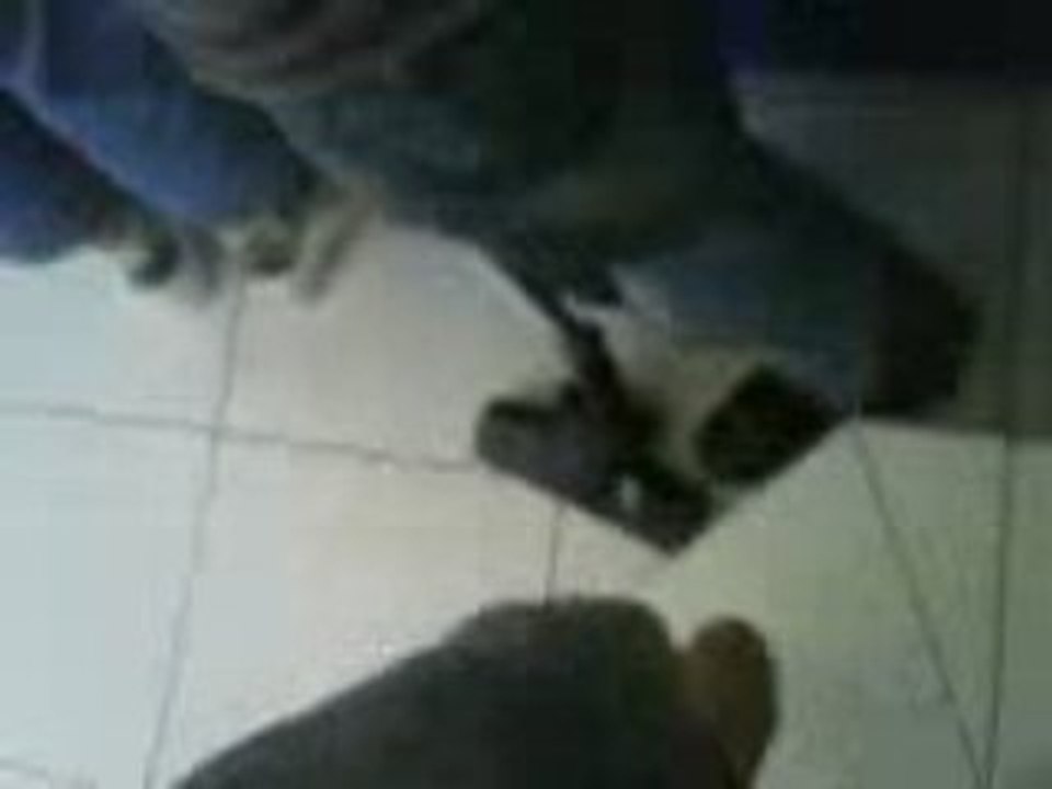 Tibo se fais aspirer XD