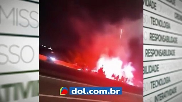 Oruam, reuniu centenas de pessoas em uma motorista em protesto contra a detenção do MC Poze do Rodo