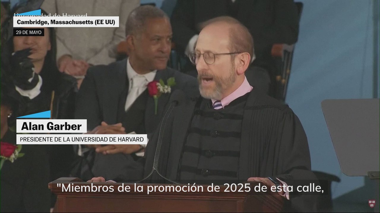 Harvard celebra la graduación con mensajes a la decisión de Trump: "Alumnos de todo el mundo, como debería ser"