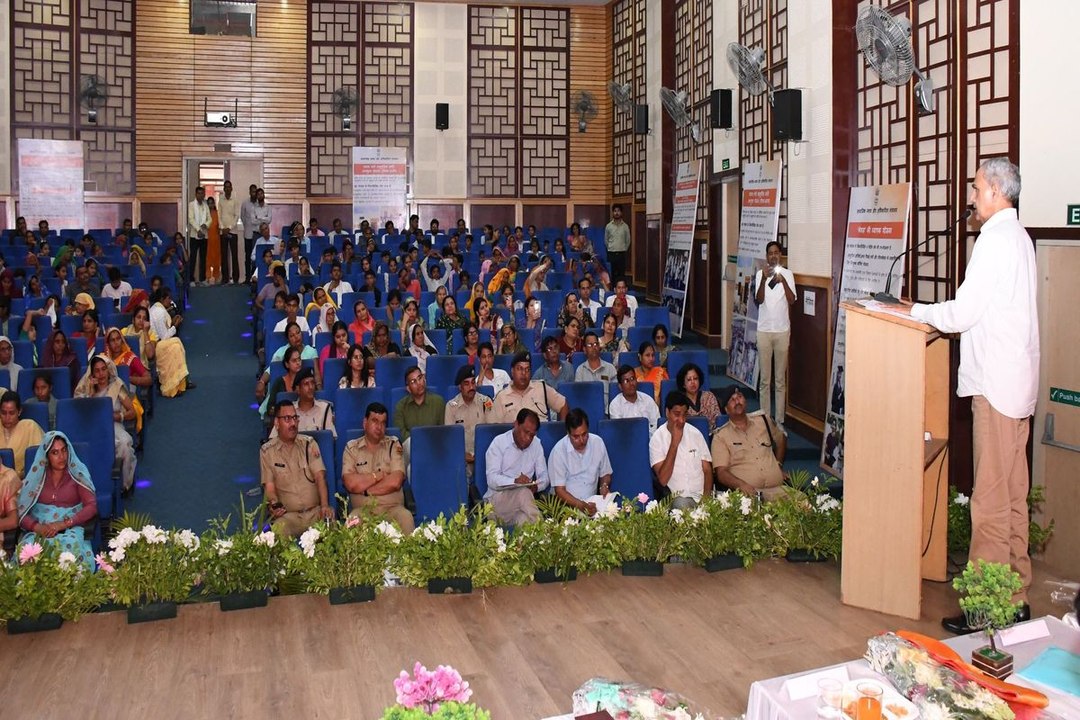 swm news: सचिव अमित यादव बोले: अंतिम पंक्ति में बैठे पात्र व्यक्ति तक पहुंचे सरकारी योजनाओं का लाभ