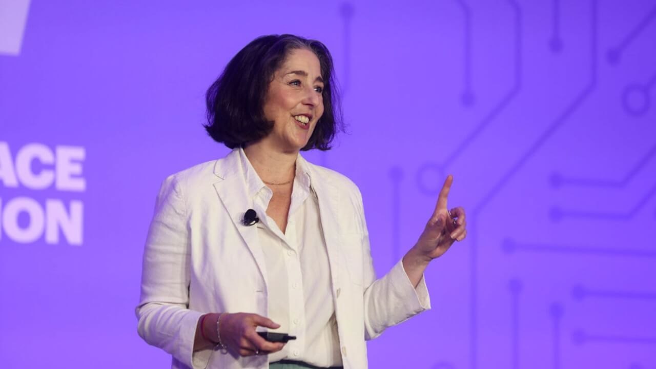 What time do C-suite execs wake up?