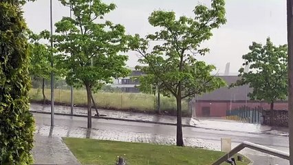 Una fuerte tormenta sorprende a Valladolid