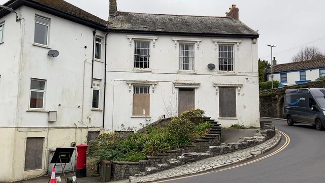 Largely bleak picture painted of future of former General Wolfe pub building in St Austell - Video by Andrew Townsend