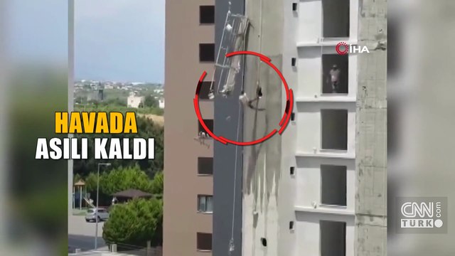 Mersin’de inşaatta dehşet! İskele halatı koptu, işçi havada asılı kaldı