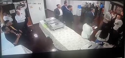 Salen a la luz videos de la agresión contra diputada Kathia Crivelli