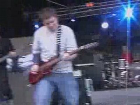 02 - Encore sourire - Unswabbed au Durbuy Rock 2007