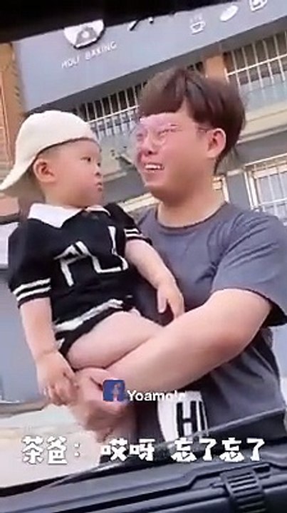 Cutest baby's new viral funny video 😂📸 baby's vs dad New viral funny video 📸 siblings viral video 📸#shorts #shortvideos #viralvideos #viralshorts #funny #funnyvideos #comedy #kids #siblings #love #care