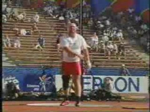 Athlé montage Koji Murofushi lanceur marteau