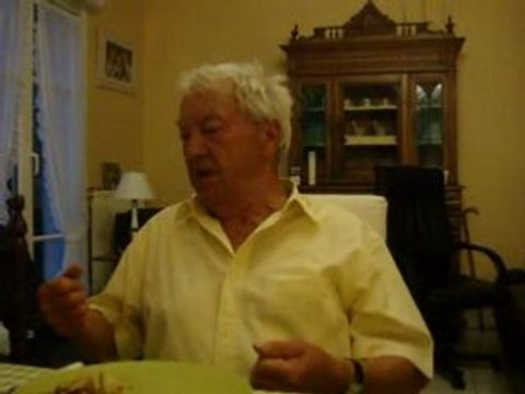 Papy Roger joue Bienvenue chez les Chti - Biloute