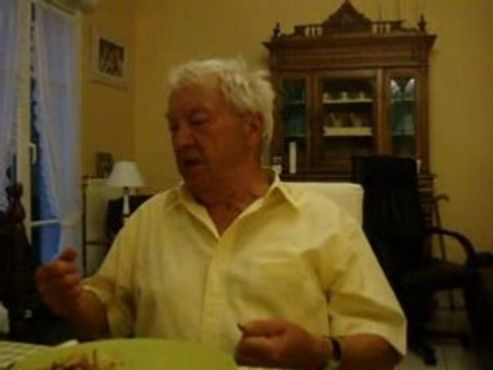 Papy Roger joue Bienvenue chez les Chti - Biloute