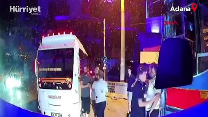 Hatlarına dahil edilen özel halk otobüslerini taş ve sopa ile karşıladılar