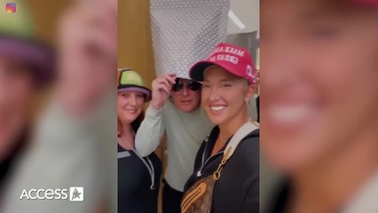 Todd Chrisley Wears A BAG ON HIS HEAD To Avoid Paparazzi