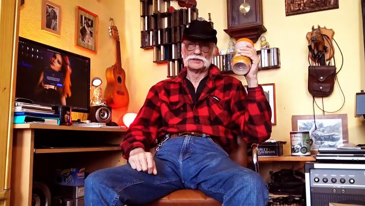 7458 Samstag VIEL SCHREIBEN    DORIS DAY