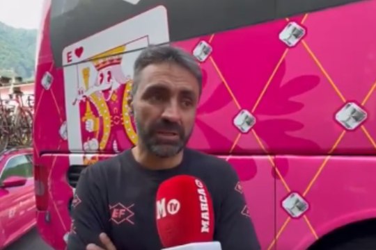 Gárate: Carapaz está ante una oportunidad que quizás solo se presenta una vez en la vida